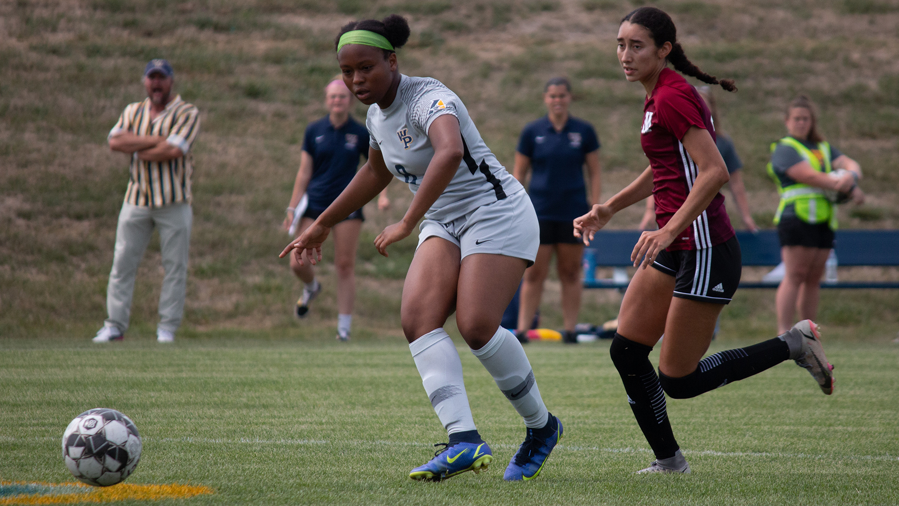 Statesmen Narrowly Miss Upset of Missouri Valley