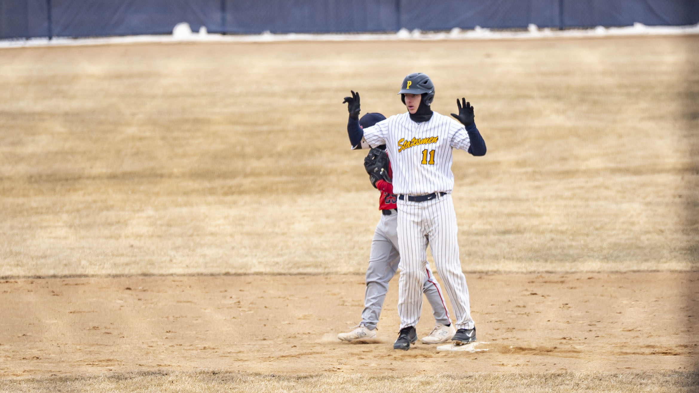 Statesmen Split with Pirates