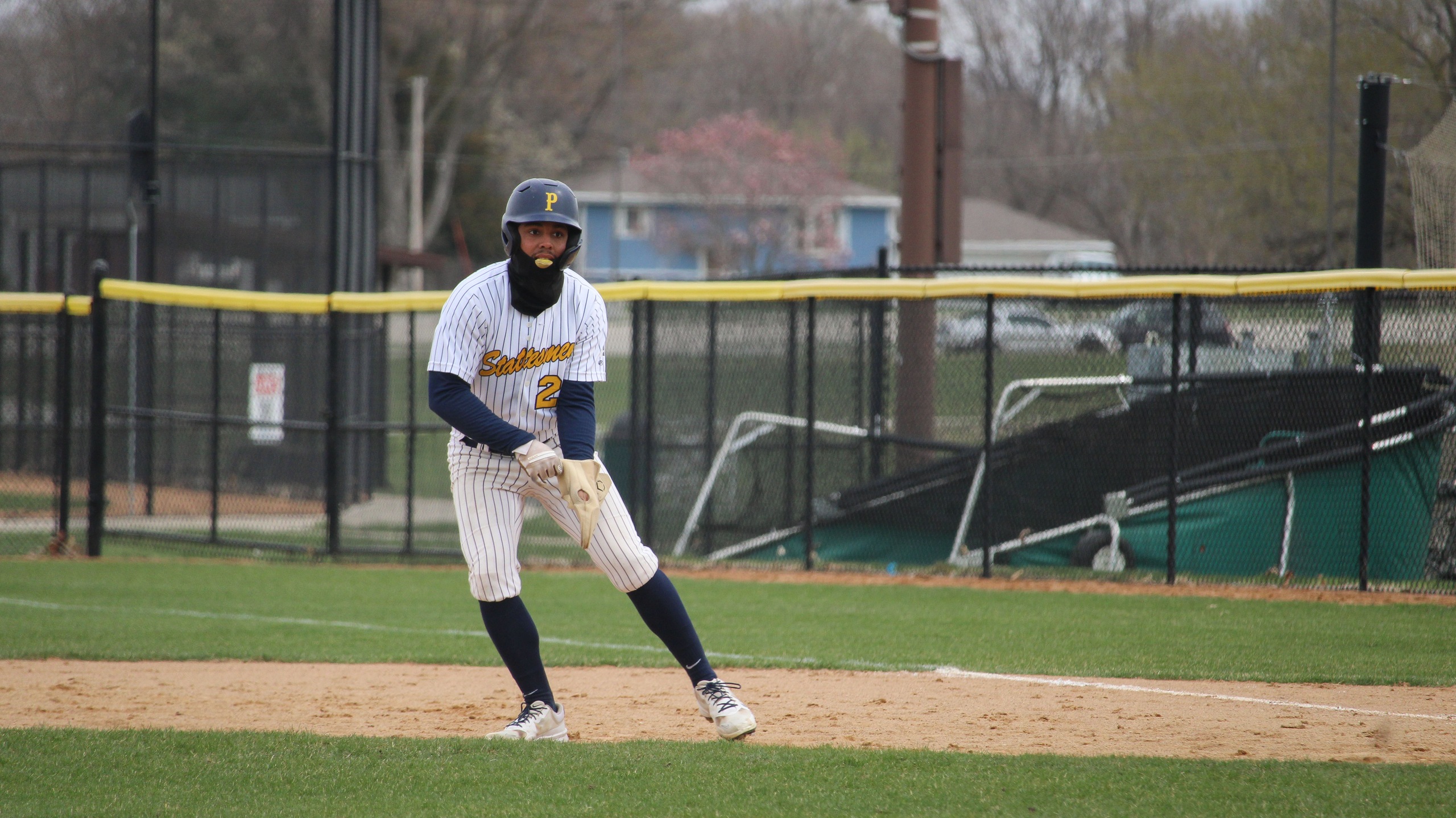 Statesmen Split with Moundbuilders