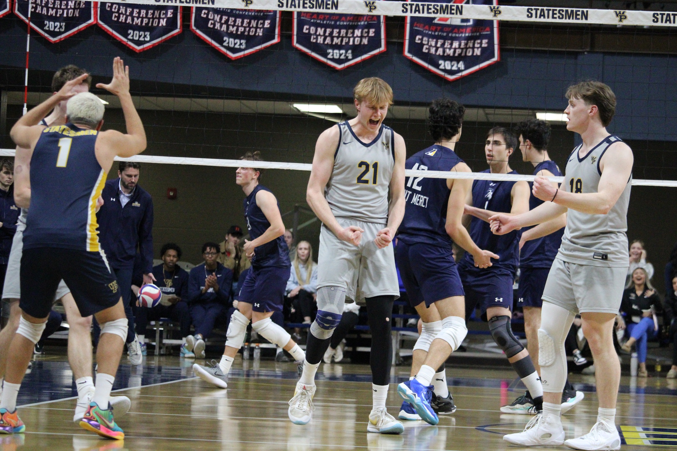WPU Sweeps Dordt in Commanding Performance