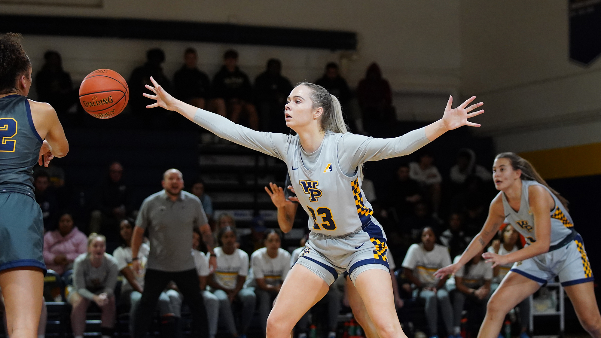 WPU Gives Up Lead Late in Loss to GU