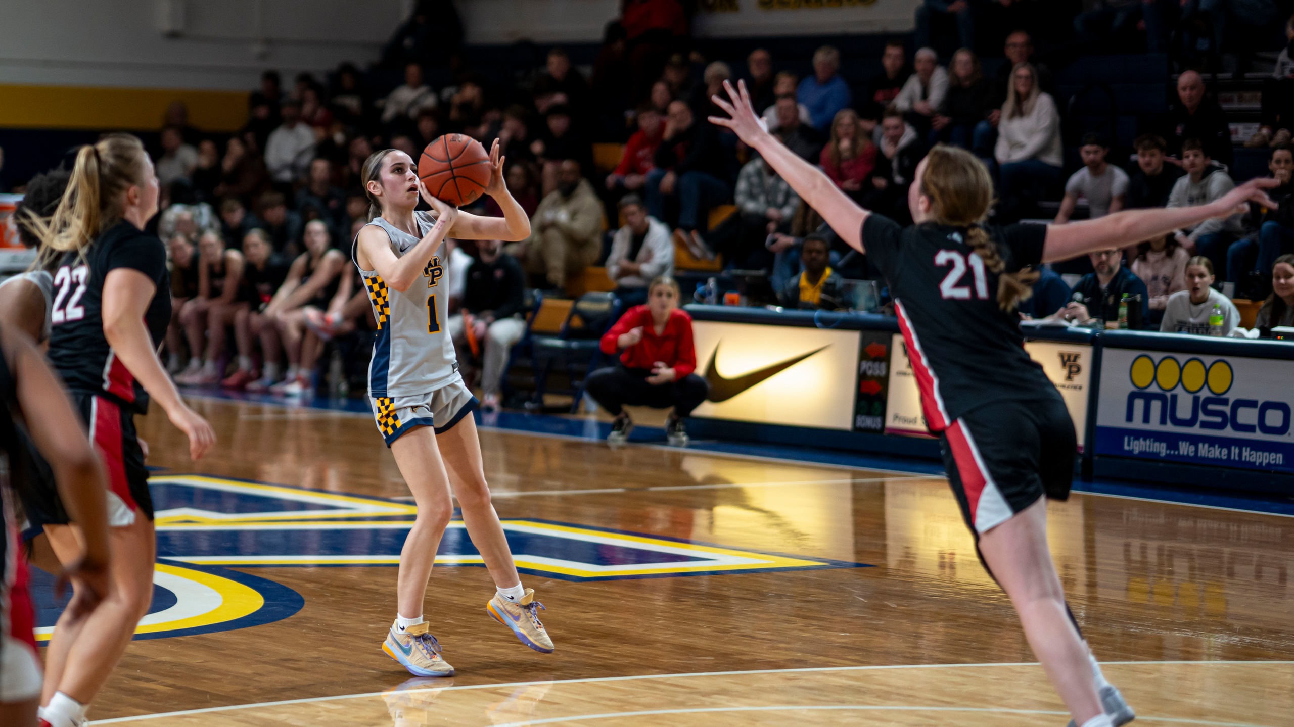 Clarke Edges Statesmen in Tight Heart Battle