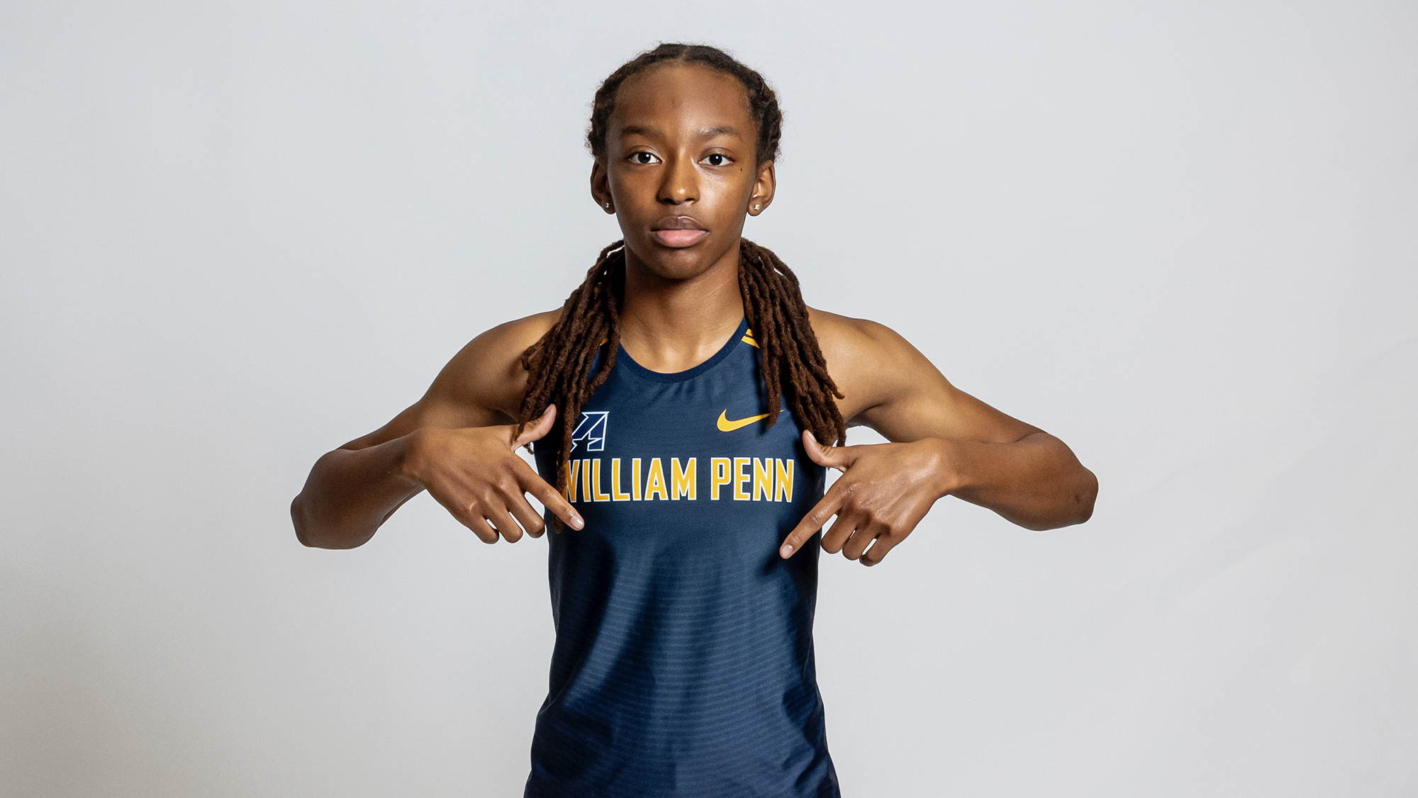 Records Fall, Shaw Qualifies as WPU Begins Indoor Season